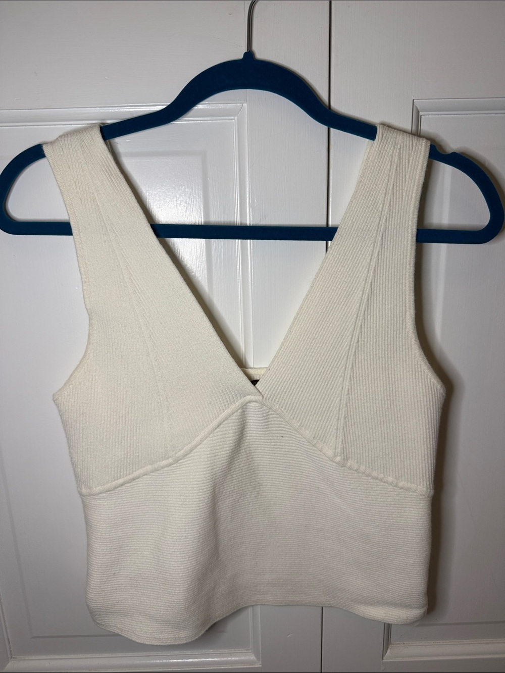 Banana Republic Ivory Ribbed V-Neck Tank